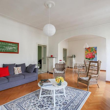 شقة Apt With Balcony - 50 M Far From Pagano M1 ميلان المظهر الخارجي الصورة