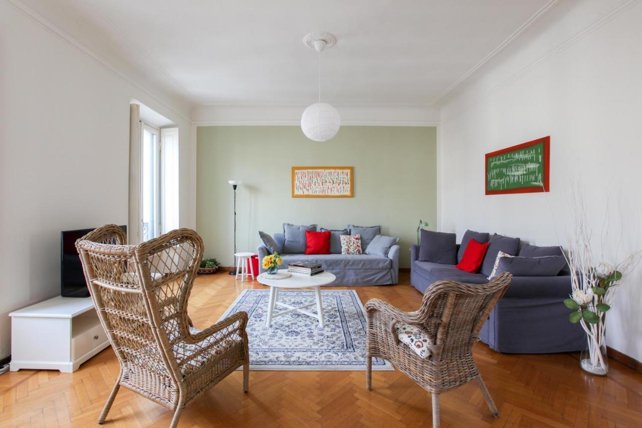 شقة Apt With Balcony - 50 M Far From Pagano M1 ميلان المظهر الخارجي الصورة