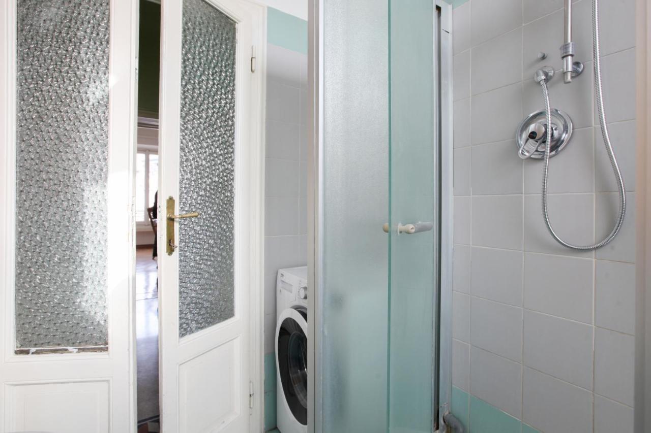 شقة Apt With Balcony - 50 M Far From Pagano M1 ميلان المظهر الخارجي الصورة
