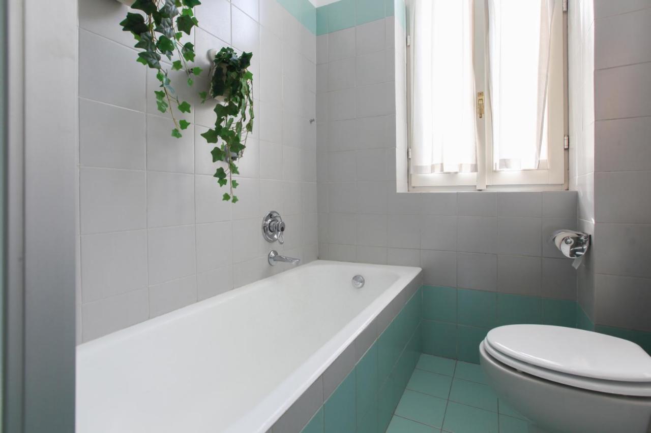 شقة Apt With Balcony - 50 M Far From Pagano M1 ميلان المظهر الخارجي الصورة